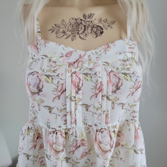 KISMET summer floral camisole dainty feminine - Picture 2 of 5